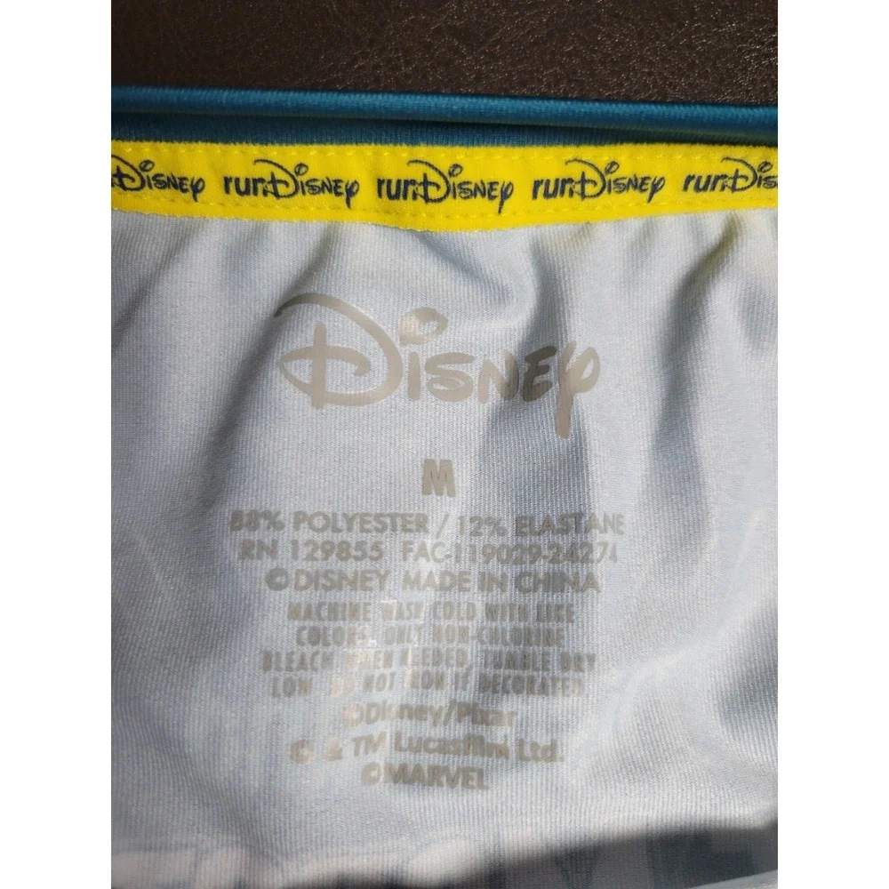 Disneyland Half Marathon Weekend 2025 Magic Key Exclusive Shirt M New with Tags